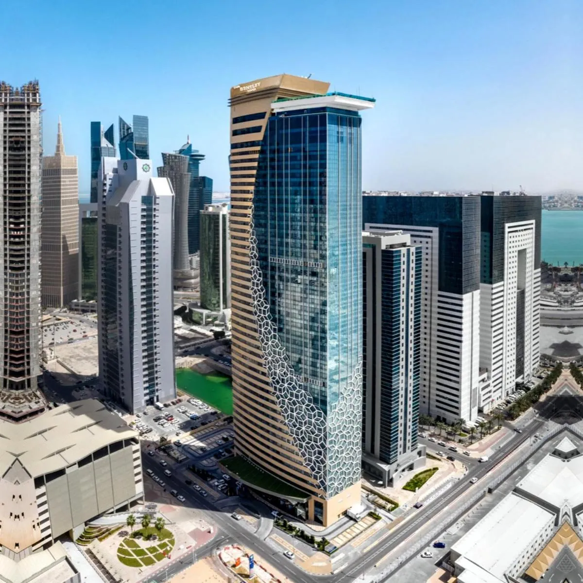 Image 5 of The Bentley Luxury Hotel & Suites